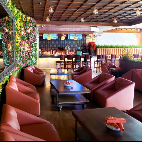 IRL LA Poshmark's 13th Birthday December 2024 - Picture 5 of 8